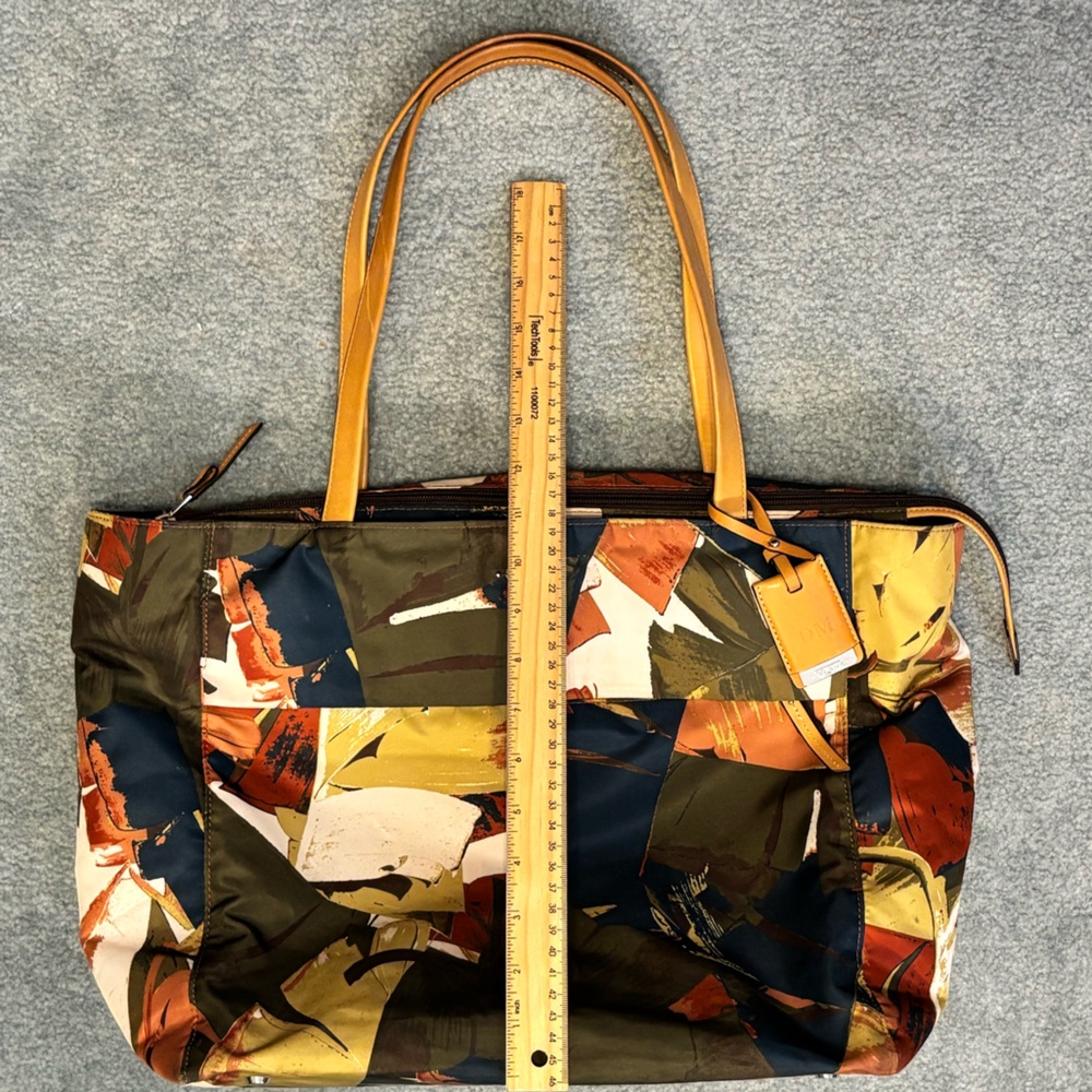 TUMI Voyager M Printed Nylon Tote Bag Abstract Multicolor Leather Trim + Pouch - Picture 12 of 16
